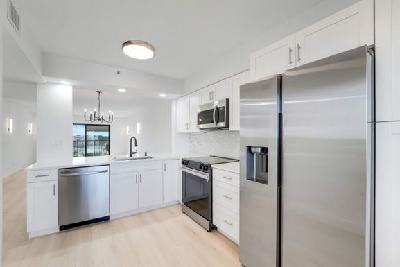 7076 Huntington, Delray Beach, FL 33446