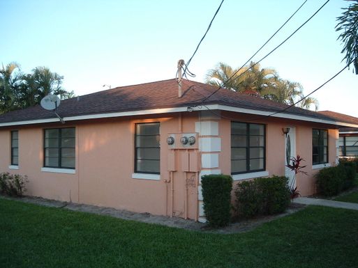 4648 Summit, West Palm Beach, FL 33415