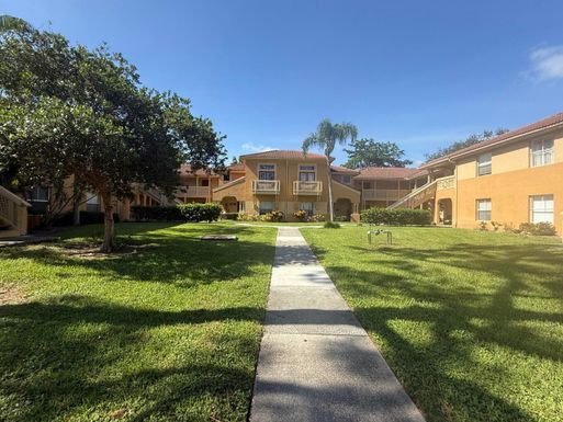 4807 Via Palm, West Palm Beach, FL 33417