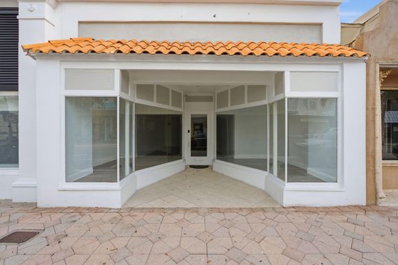 805 Lake, Lake Worth Beach, FL 33460