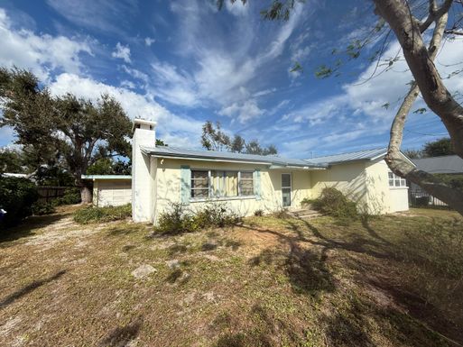 925 Tropic, Vero Beach, FL 32963