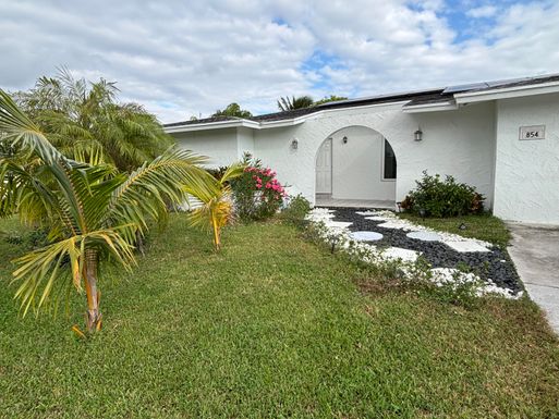 854 Royal Palm Beach, Royal Palm Beach, FL 33411
