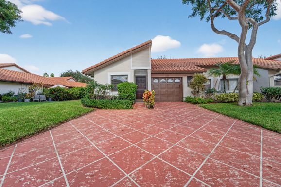 6215 Kings Gate, Delray Beach, FL 33484