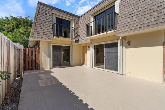 2897 22nd, Delray Beach, FL 33445