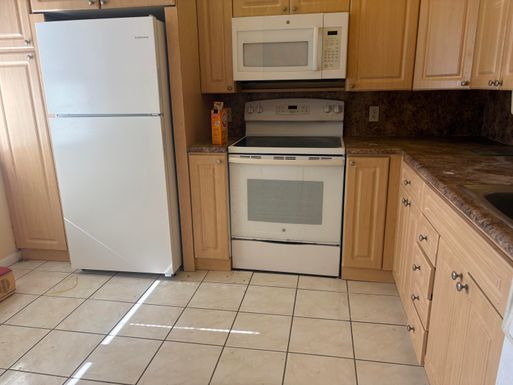 2804 Victoria, Coconut Creek, FL 33066