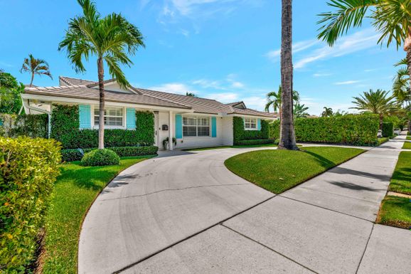 136 Worth, West Palm Beach, FL 33405