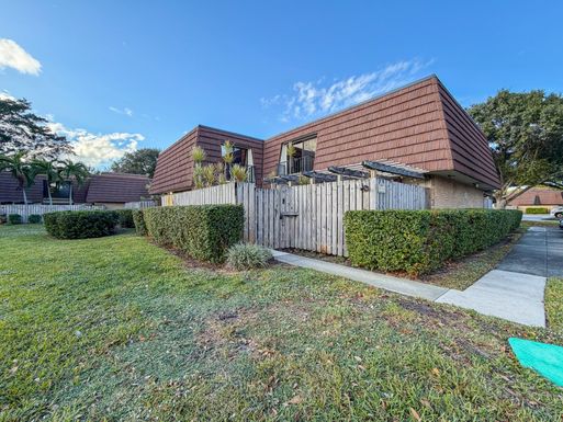 306 3rd, Palm Beach Gardens, FL 33418