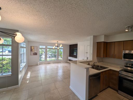 1215 Crystal, Delray Beach, FL 33445