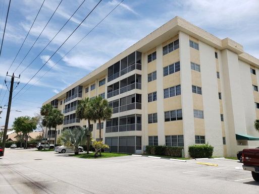 55 2nd, Boca Raton, FL 33432