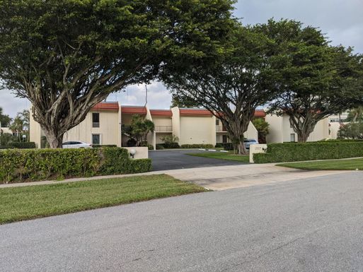 1707 Consulate, West Palm Beach, FL 33401