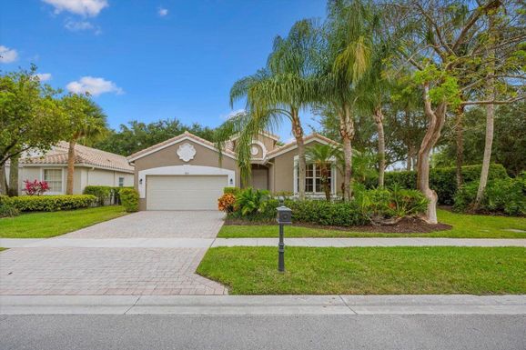 9819 Mantova, Lake Worth, FL 33467
