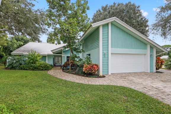 6138 Wood Lake, Jupiter, FL 33458