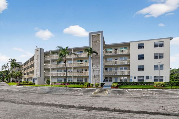 2035 Ainslie C, Boca Raton, FL 33434