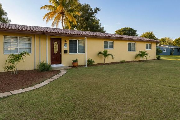 1520 25th, Hollywood, FL 33020