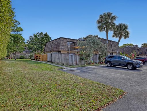 4095 Palm Bay, West Palm Beach, FL 33406