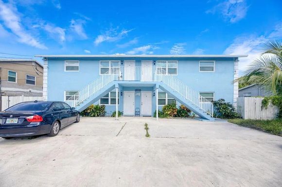 1618 26th, Riviera Beach, FL 33404