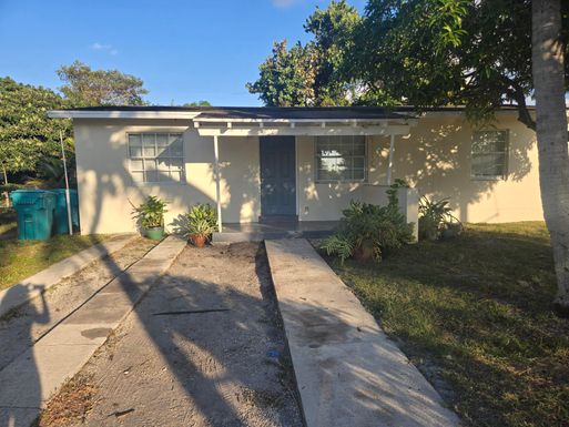 2000 2nd, Boynton Beach, FL 33435