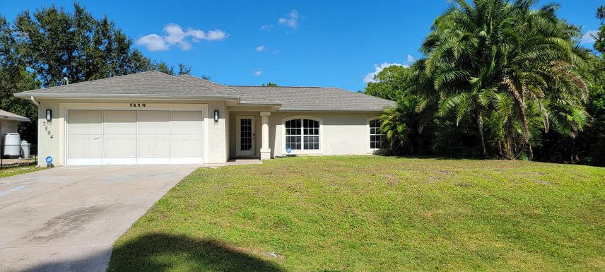 7894 Minardi, North Port, FL 34291