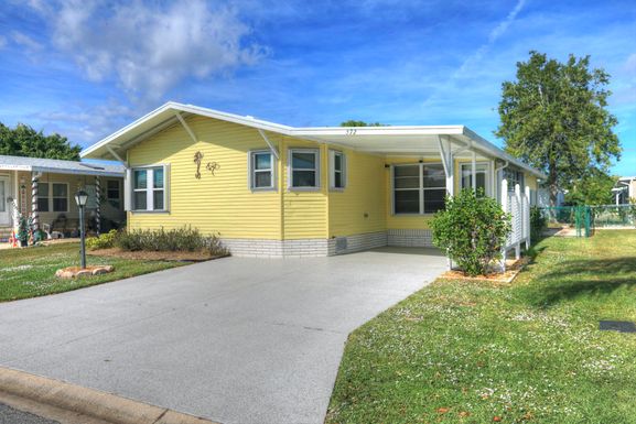572 Dolphin, Barefoot Bay, FL 32976