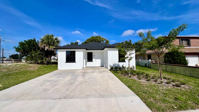 1580 32nd, Riviera Beach, FL 33404