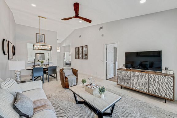 225 Cypress Point, Palm Beach Gardens, FL 33418