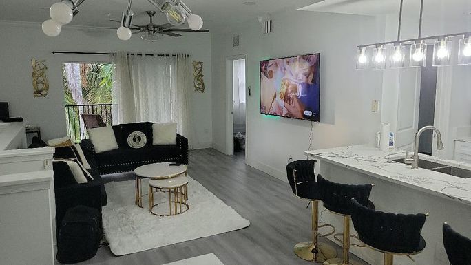 5840 Sample, Coral Springs, FL 33067