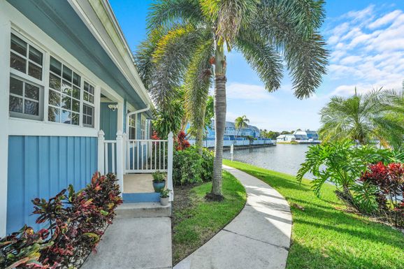 622 Ocean Dunes, Jupiter, FL 33477