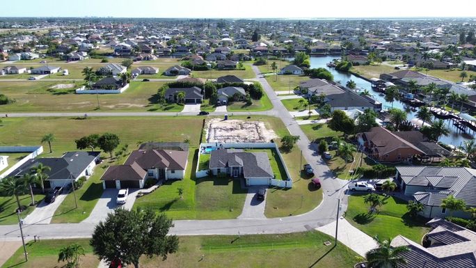3405 6th, Cape Coral, FL 33993