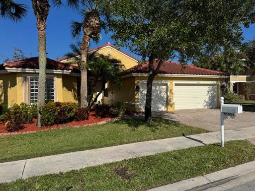 18921 15th, Pembroke Pines, FL 33029