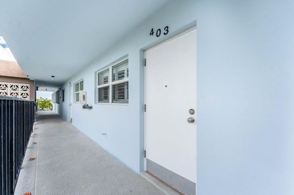 2004 Federal, Boynton Beach, FL 33435