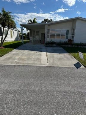 14263 Isla Flores, Fort Pierce, FL 34951