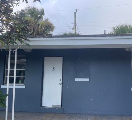 131 27th, Riviera Beach, FL 33404