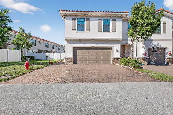 1011 Willow, Riviera Beach, FL 33410