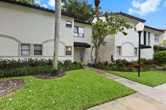 7200 2nd, Boca Raton, FL 33487