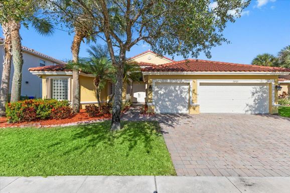 18921 15th, Pembroke Pines, FL 33029