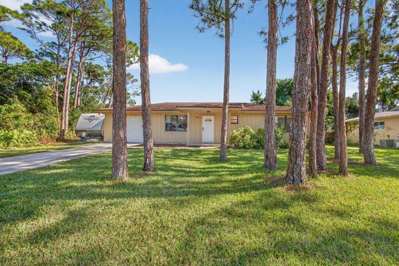 6012 Hickory, Fort Pierce, FL 34982