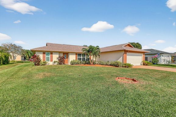 943 Brookedge, Port Saint Lucie, FL 34983