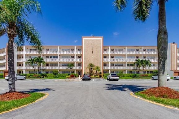 4007 Cornwall A, Boca Raton, FL 33434