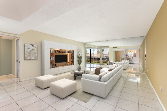 9220 14th, Boca Raton, FL 33428