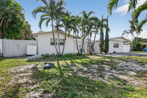 256 11th, Boca Raton, FL 33432