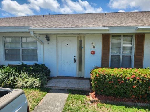 625 Pines Knoll, Fort Pierce, FL 34982