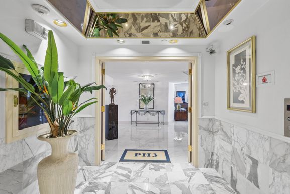 4001 Ocean, Boca Raton, FL 33431