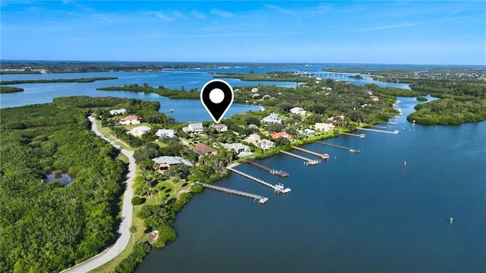 8525 Seacrest, Vero Beach, FL 32963