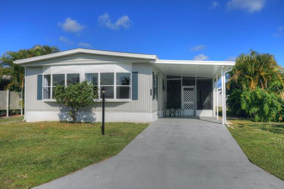 610 Seagull, Barefoot Bay, FL 32976