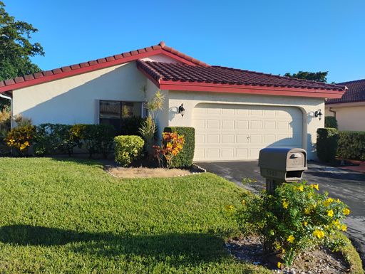 5665 Lakeview Mews, Boynton Beach, FL 33437