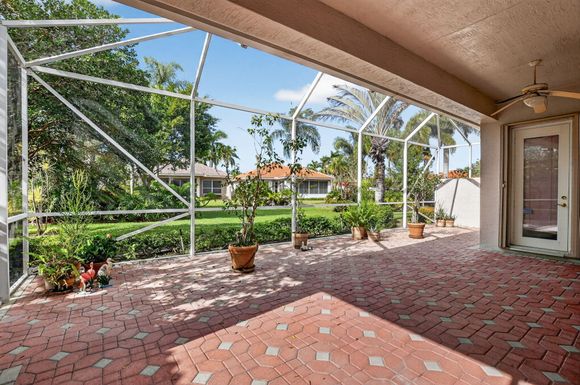 8813 Downing, Boynton Beach, FL 33472