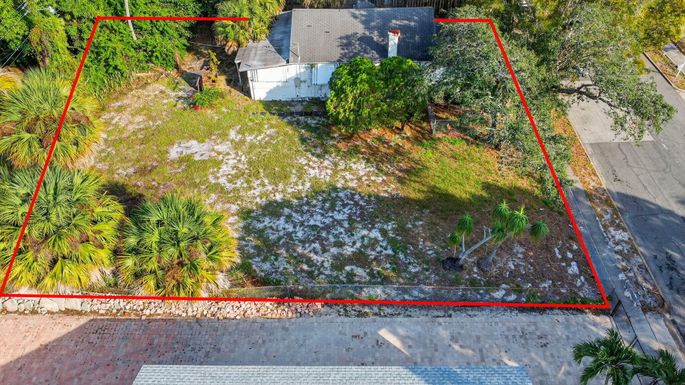 719 55th, West Palm Beach, FL 33407