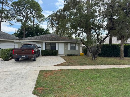 1015 Staghorn, Wellington, FL 33414