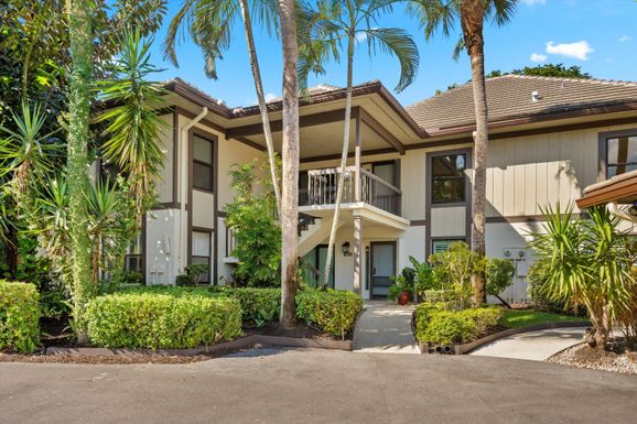 13224 Polo Club Rd, Wellington, FL 33414