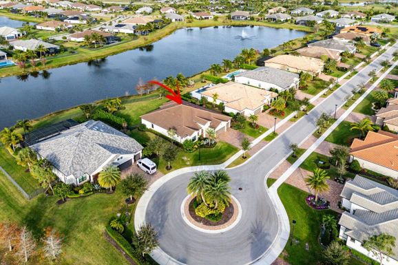 11533 Jeannine, Palm Beach Gardens, FL 33412